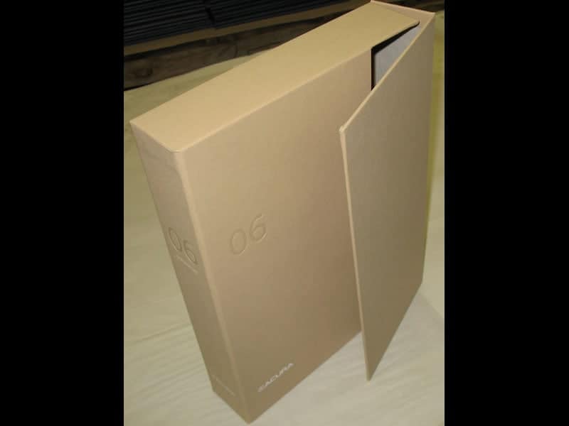 Acura Slipcase With Magnetic Flap