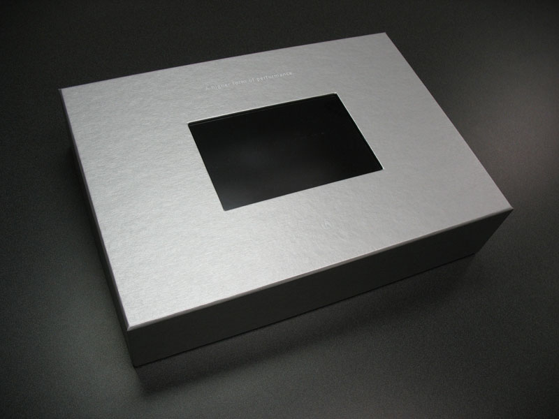 Acura Telescoping Box With Window