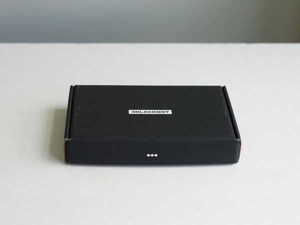 blackdot-shipping-carton